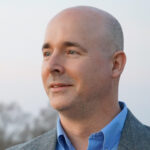 Headshot of Robert Kuzoff